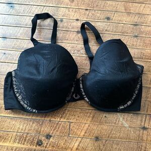 Victoria’s Secret black 40DD lace lined perfect bra